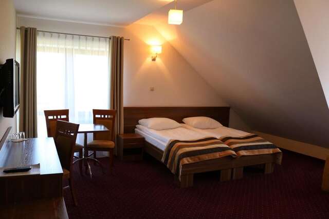 Отель Hotel DYMINY Кельце-41